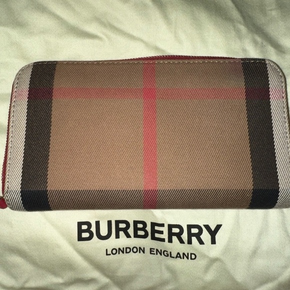 Red BurBerry Wallet (reposh) - Picture 2 of 4